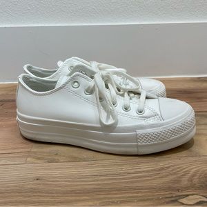 Converse White Leather Platform Low Top